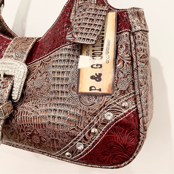 P&G Western Red & Gold w/Rhinestone Accents Shoulder Bag NWT - Picture 4 of 16
